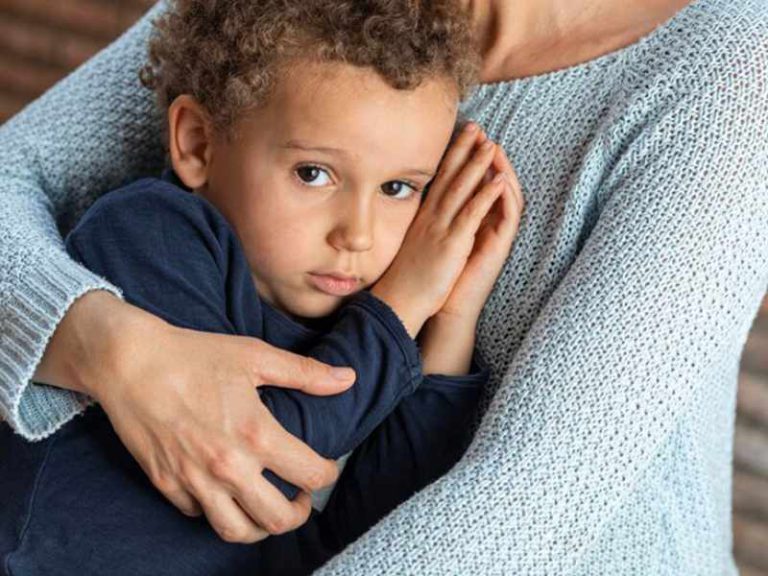 شرایط گرفتن حضانت فرزند توسط مادر